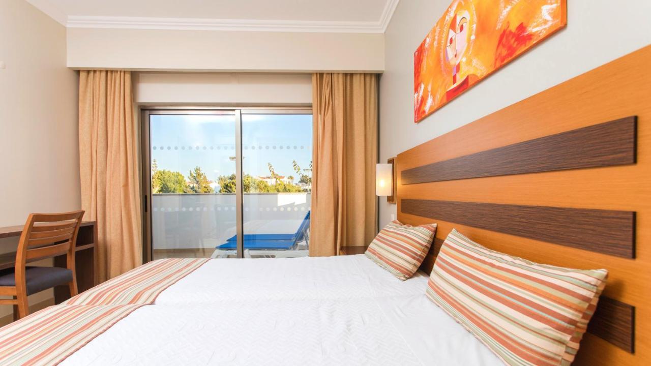 Alfagar Aparthotel อัลบูเฟรา ภายนอก รูปภาพ