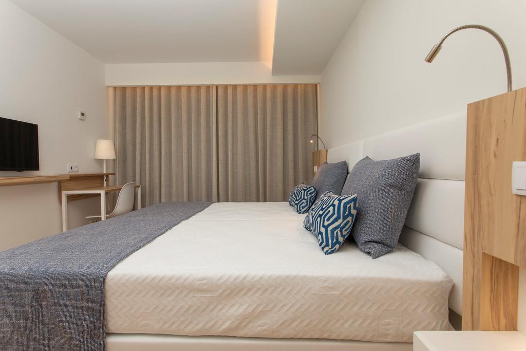 Alfagar Aparthotel อัลบูเฟรา ภายนอก รูปภาพ
