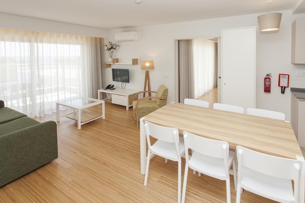 Alfagar Aparthotel อัลบูเฟรา ภายนอก รูปภาพ